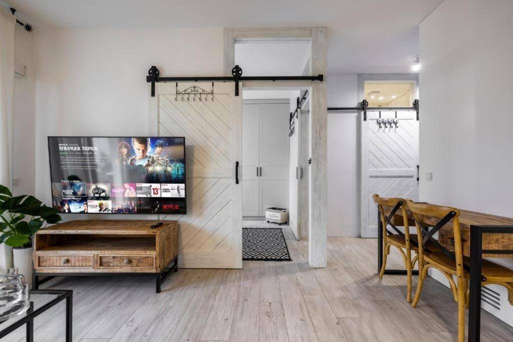 14 Apartament Ptak Szpital Kopernika Szpital Matki Polki Mandoria Orientarium Atlas Arena Plac Zabaw - Zamojska 20A M14 Parking Bezplatny วูดช์ ภายนอก รูปภาพ
